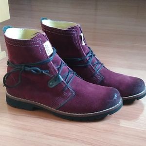 Bussola Kalahari ankle boots burghandy